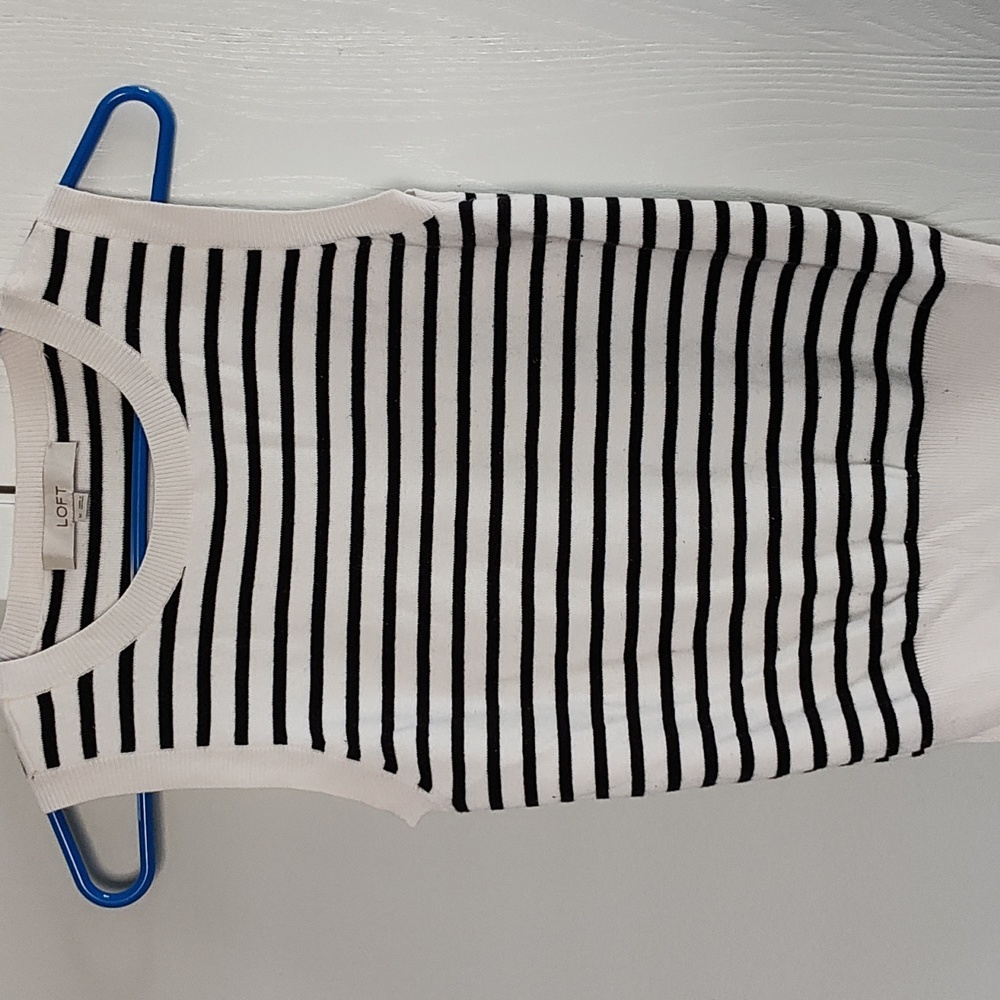 Loft Pullover - Picture 5 of 5